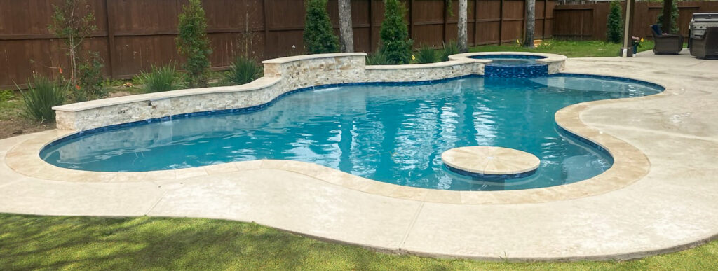 Curvy Bryan swimming pool with iswim-up cocktail table.