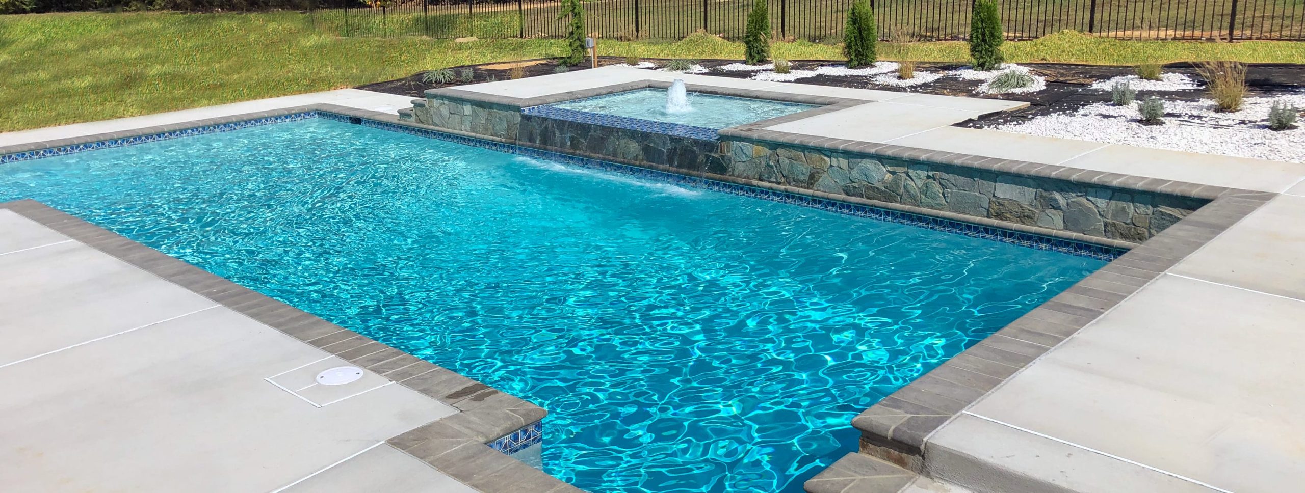 Custom pool features and designs in Maryland