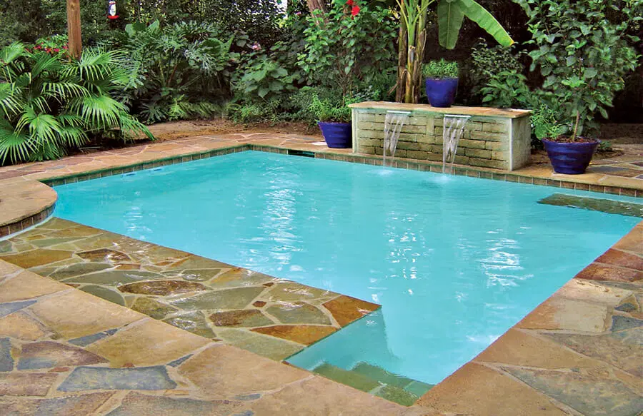 Showcasing luxury pool designs in Mobile