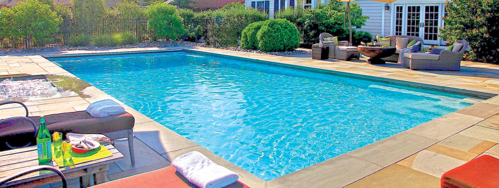 Designing Harrisburg pools with professional features