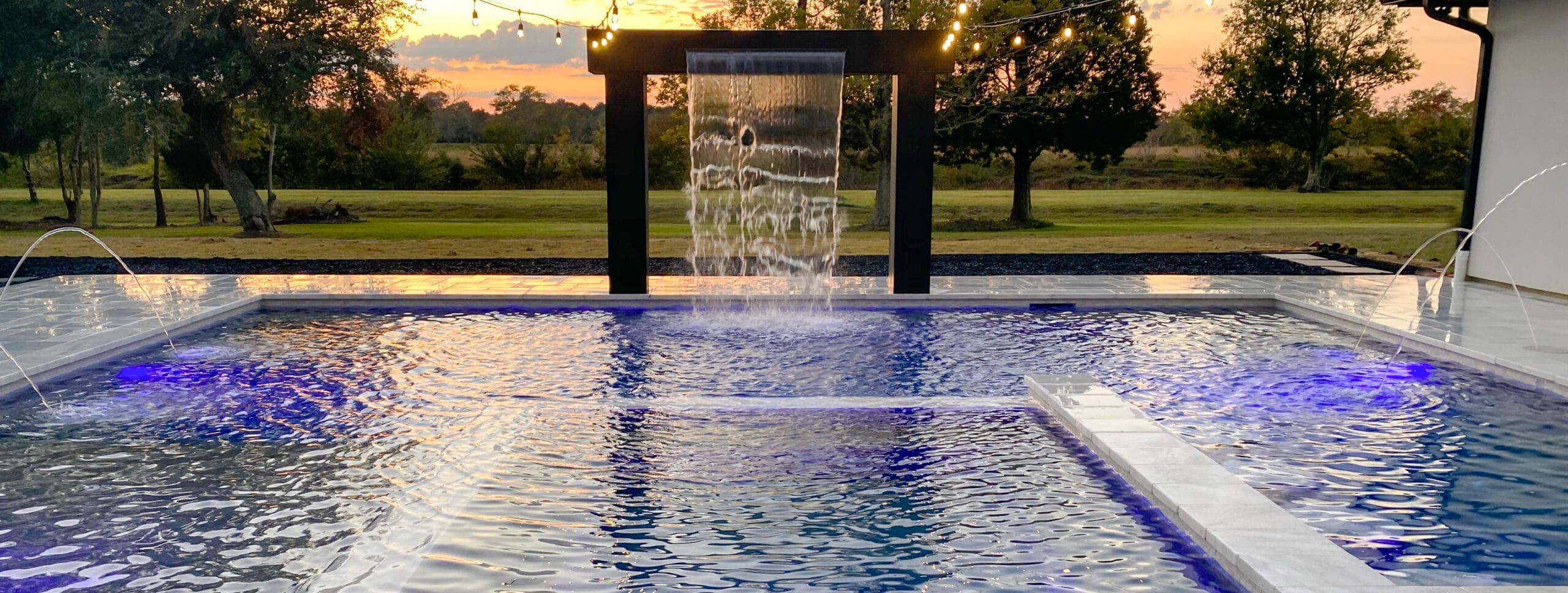 Designing backyard swimming pools in Beaumont