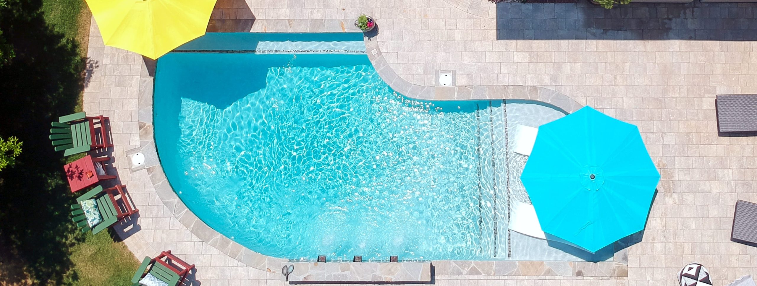 Custom-built pools by Pensacola swimming pool experts