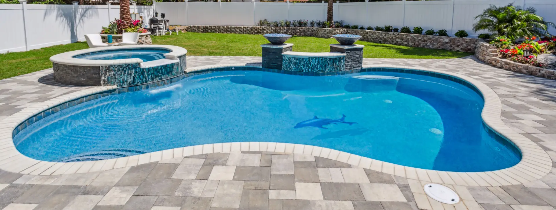 Custom swimming pool builder promotion