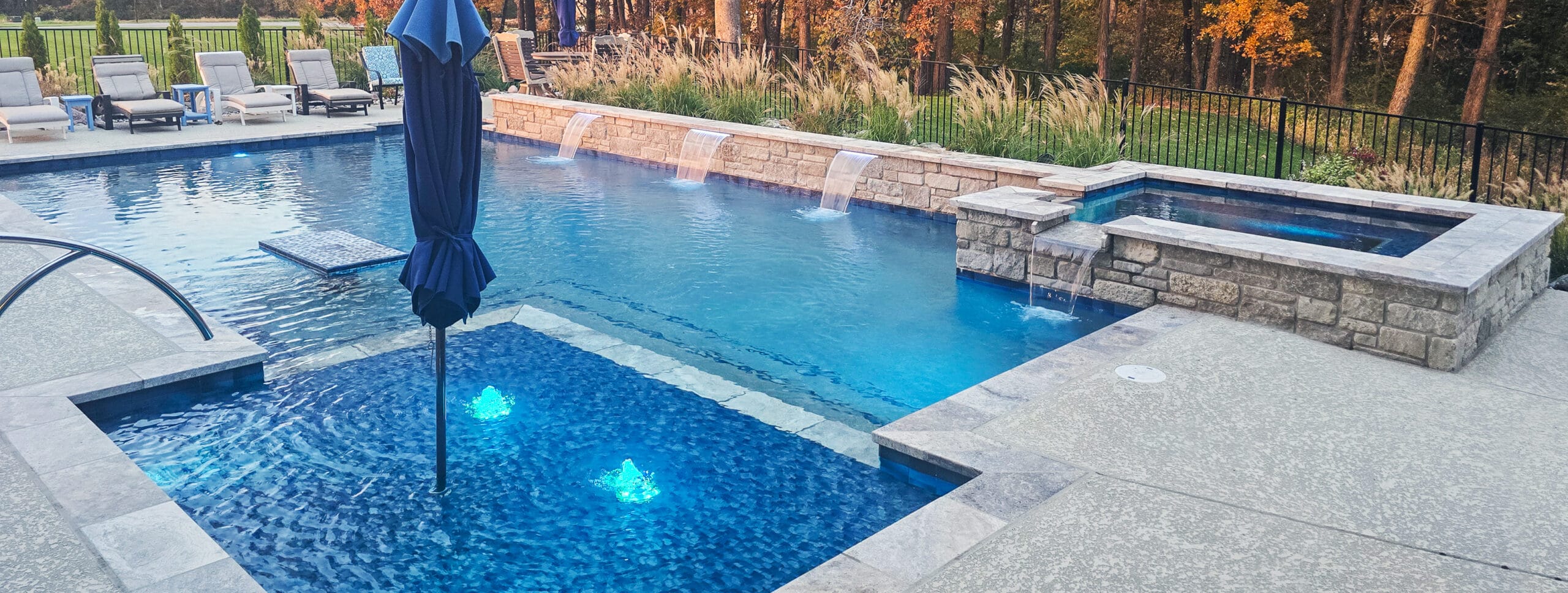 Creating Kansas City pool spaces with outdoor features