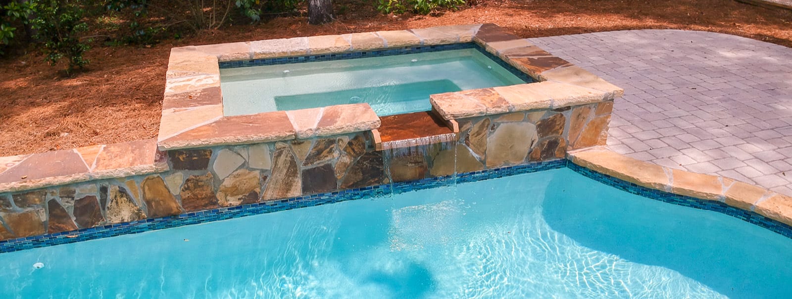 Swimming pool builder promotional banner