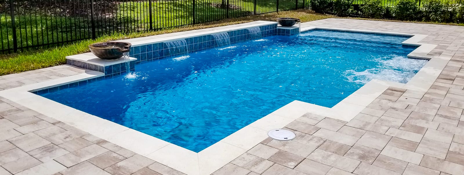 Professional pool builder services in Orlando