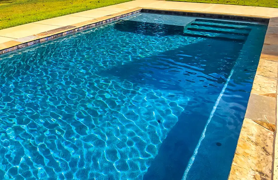 Building residential pools with Clear Lake pool designs