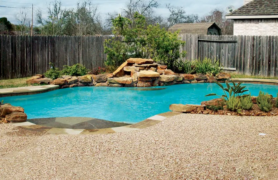 Building elegant backyard pools in Clear Lake areas
