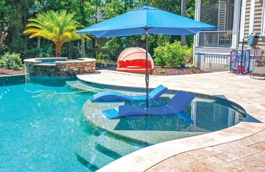 Creating custom swimming pools with Clear Lake experts