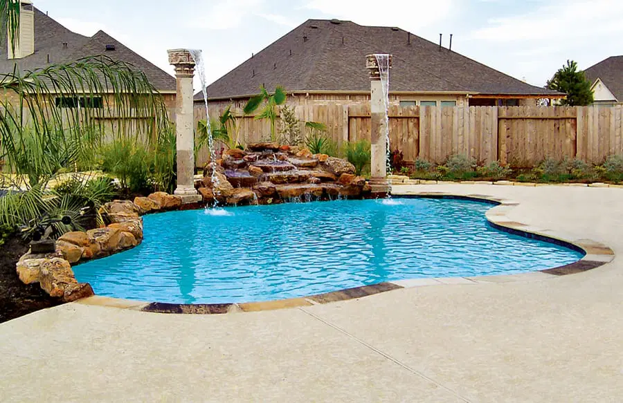 Developing custom pool layouts for Clear Lake homes