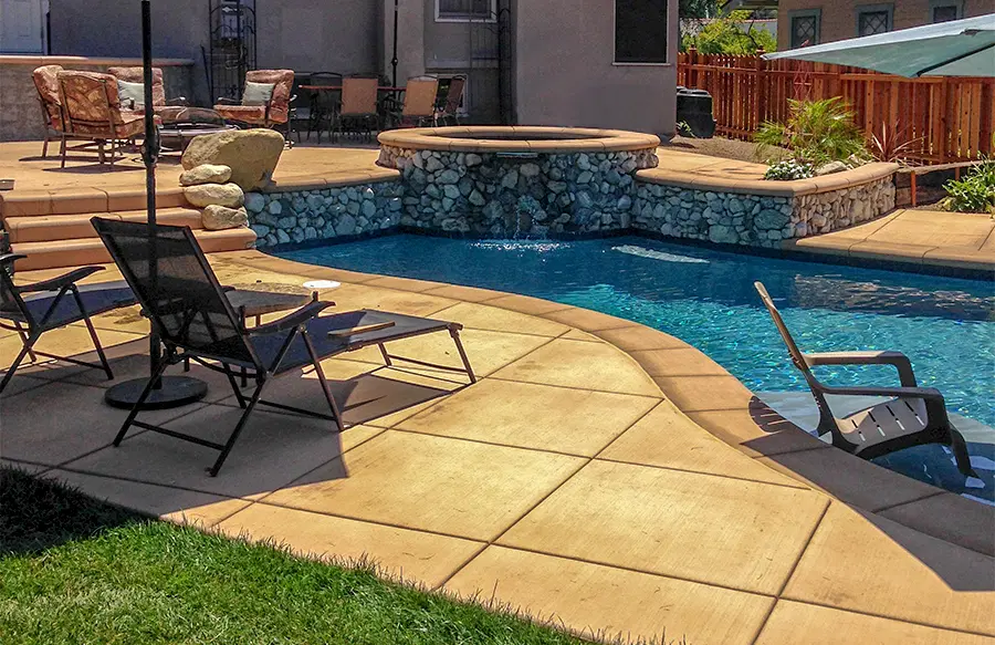 Luxury backyard pools in South Orange County