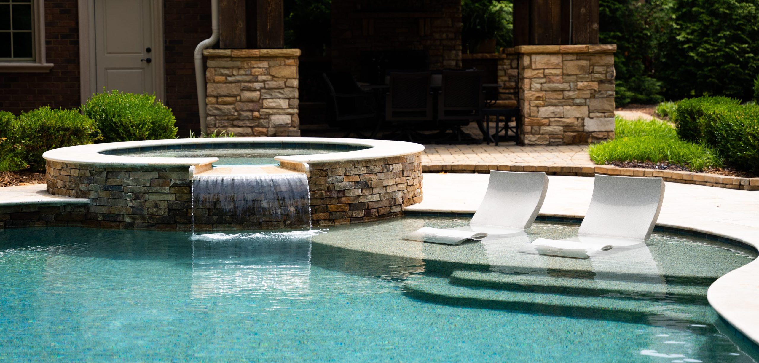 Design backyard pool projects in Charlotte