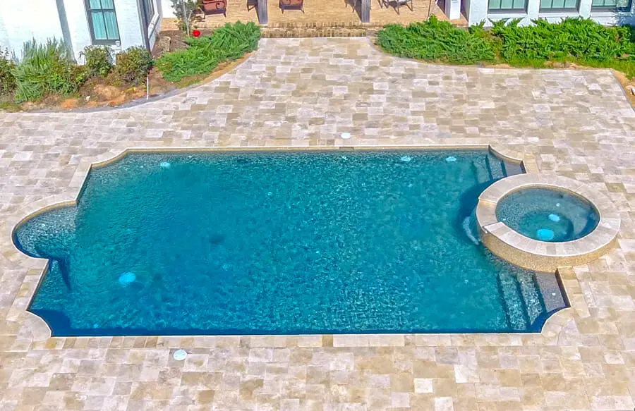 Creating Jackson MS inground pools with quality features