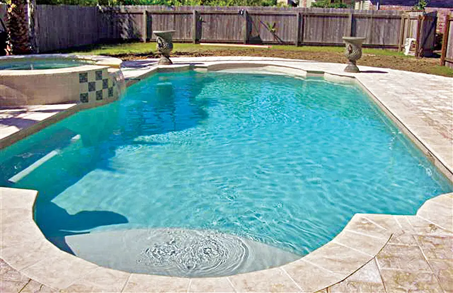 Designing swimming pools in Baton Rouge homes