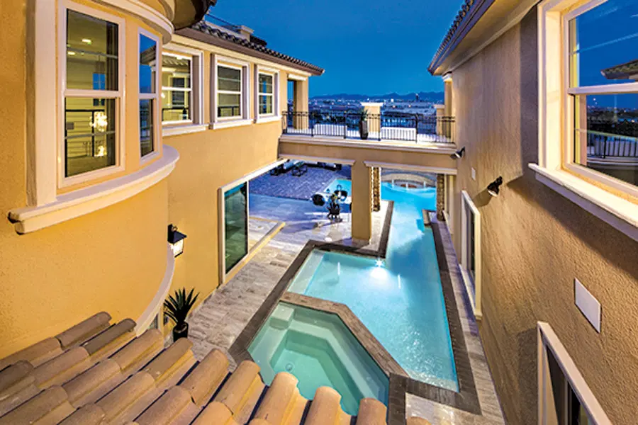 Designing Las Vegas inground pools with custom outdoor features