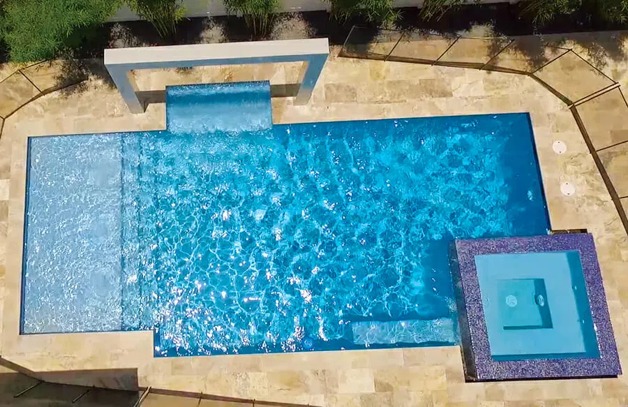 Luxury swimming pools built in Orlando