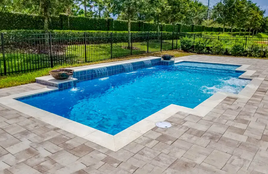 Custom inground pools designed in Orlando