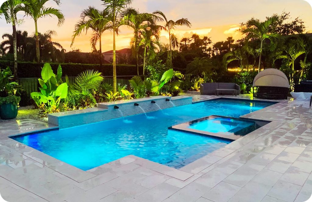 Custom swimming pool design in Naples Fort Myers area