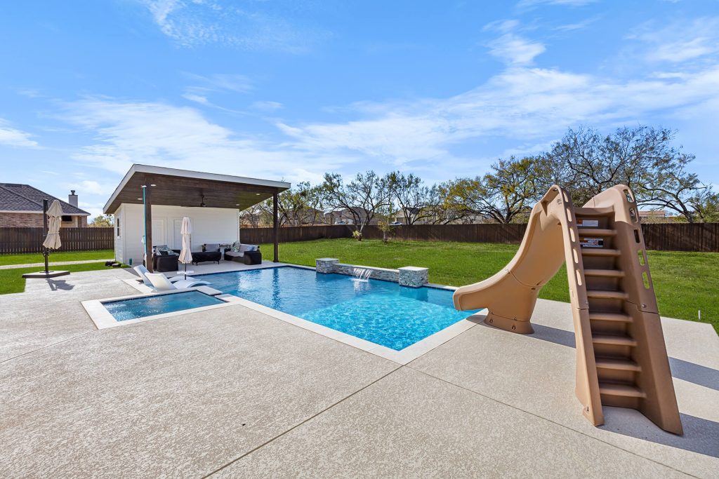 Discovering family-friendly swimming pool design inspiration